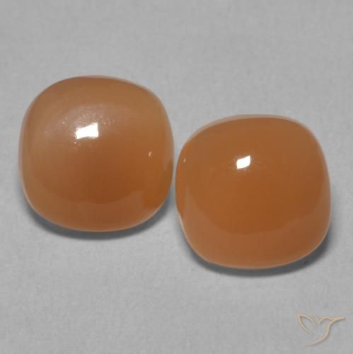 Shop natural 4.03ct Orange abricot chaud Pierre de lune gems, Coussin, from Inde at GemSelect. In stock, global shipping!