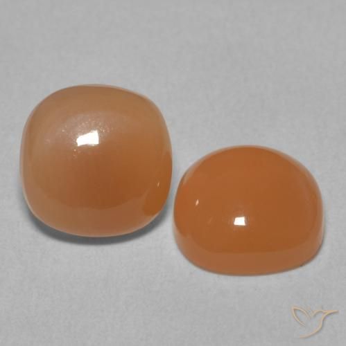 Shop natural 4.03ct Orange abricot chaud Pierre de lune gems, Coussin, from Inde at GemSelect. In stock, global shipping!