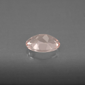 Morganite Rose clair naturelle Coupe ovale, 0.72 ct, IF