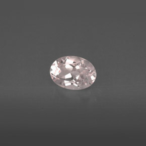 Morganite rose naturelle coupe ovale, 0,75 ct, VVS