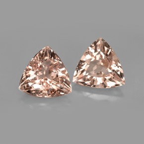 Achetez naturel ct Saumon Morganite gems, Trillion, En provenance Afghanistan chez GemSelect. En stock, livraison internationale!