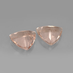 Achetez naturel ct Saumon Morganite gems, Trillion, En provenance Afghanistan chez GemSelect. En stock, livraison internationale!