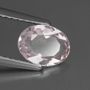 Morganite Rose clair naturelle Coupe ovale, 0.71 ct, IF