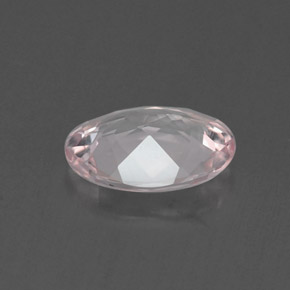 Morganite Rose clair naturelle Coupe ovale, 0.71 ct, IF