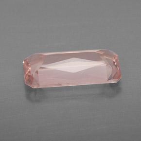 Morganite Saumon naturelle Taille émeraude, 2.25 ct, VVS-VS