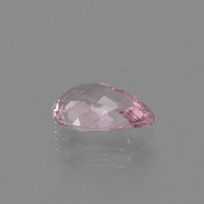 Morganite Rose clair naturelle En forme de poire, 0.83 ct, VVS-VS