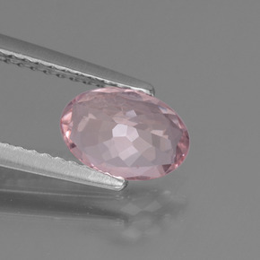 Morganite Rose clair naturelle Coupe ovale, 0.84 ct, VS