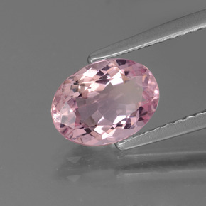 Morganite Rose clair naturelle Coupe ovale, 1.26 ct, VS