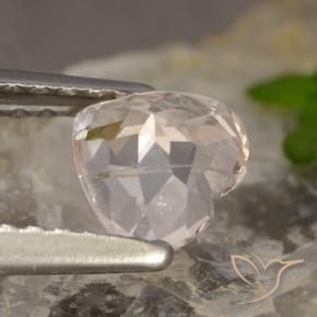 Morganite rose naturelle forme de coeur, 0,60 ct, VS