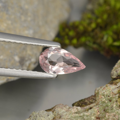 Morganite Flamant rose naturelle En forme de poire, 0.47 ct, VVS-VS