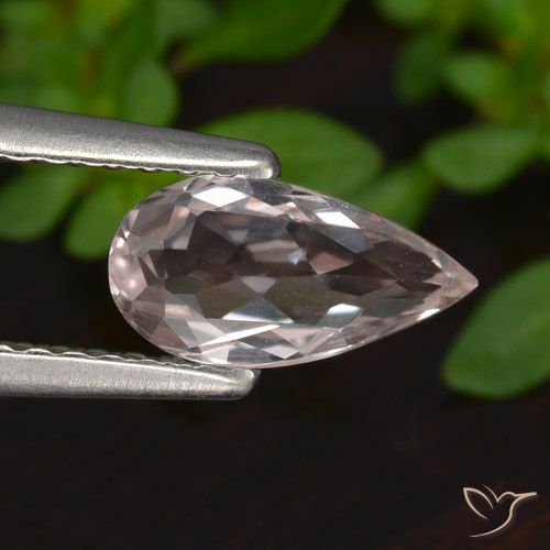 Morganite Ton rose corail naturelle En forme de poire, 0.74 ct, VVS-VS