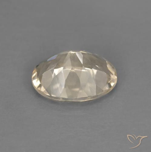 Morganite Doré léger naturelle ovale, 1.10 ct, VS