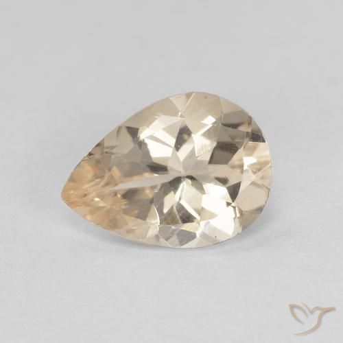 Morganite Doré léger naturelle En forme de poire, 0.84 ct, VVS-VS