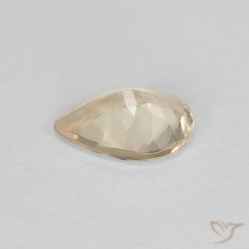 Morganite Doré léger naturelle En forme de poire, 0.75 ct, VS