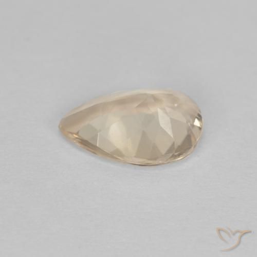 Morganite Doré léger naturelle En forme de poire, 0.75 ct, VS
