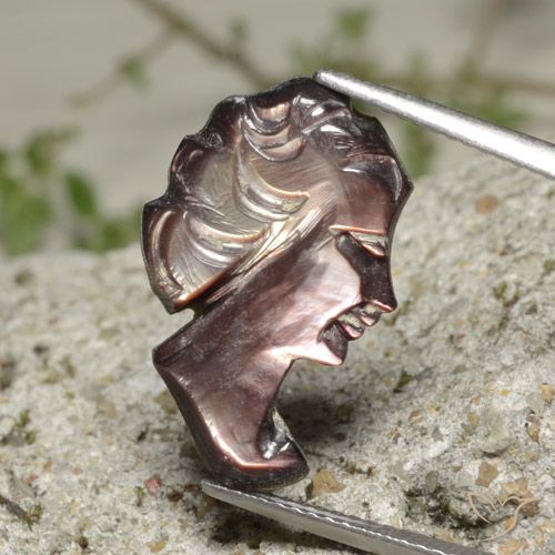 3.90ct Naturel Enfumé Nacre, Fantaisie, Opaque