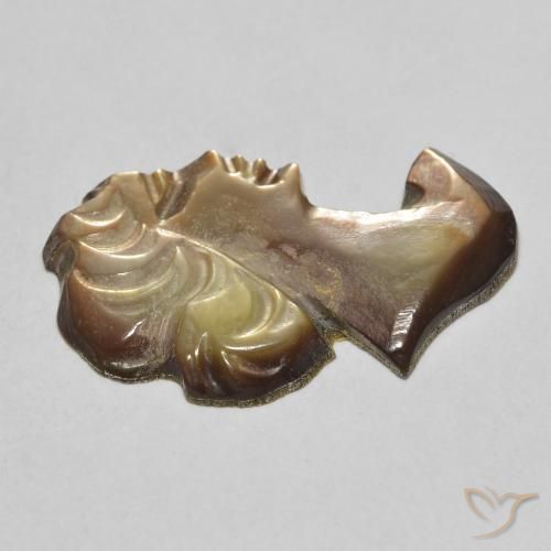 Nacre Enfumé naturelle Fantaisie, 3.67 ct, Opaque