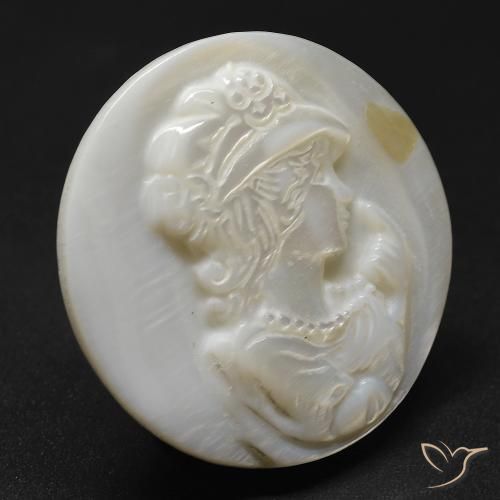 Nacre Blanc chaud naturelle Tour, 14.12 ct, Opaque