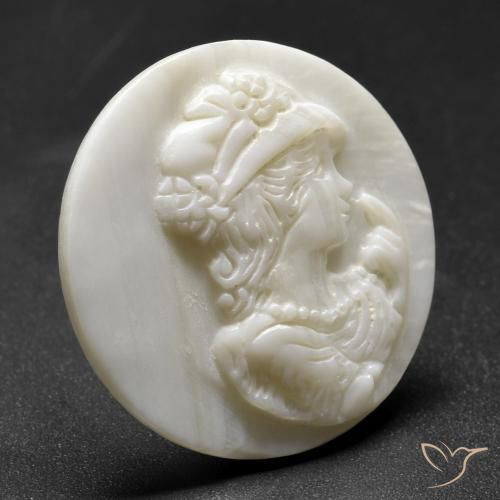 Nacre Blanc perle naturelle Tour, 13.49 ct, Opaque