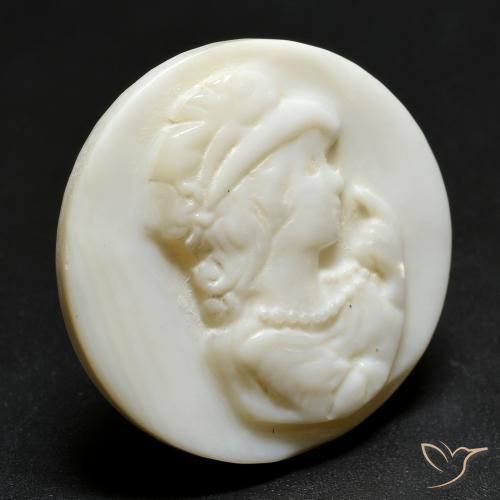 Nacre Blanc crème naturelle Tour, 19.39 ct, Opaque