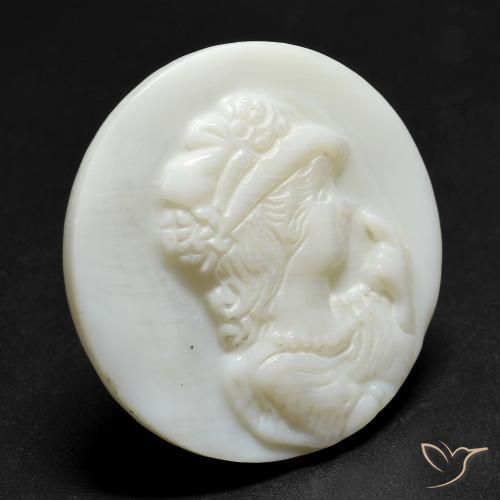 Nacre Blanc chaud naturelle Tour, 14.44 ct, Opaque
