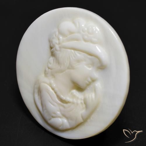 Nacre Blanc chaud naturelle Tour, 14.86 ct, Opaque