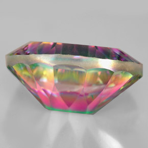 Quartz mystique Partie Supérieure Arc-en-Ciel naturelle Coupe ovale, 12.70 ct, VVS