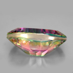 Quartz mystique multicolore naturelle coupe ovale, 11,34 ct, VVS
