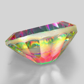 Quartz mystique multicolore naturelle coupe ovale, 13,00 ct, VVS