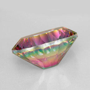 Quartz mystique multicolore naturelle coupe ovale, 9,34 ct, VVS-VS