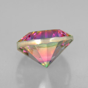 Quartz mystique Partie Supérieure Arc-en-Ciel naturelle Coupe roude, 2.47 ct, VVS