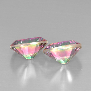 Achetez naturel ct Partie Supérieure Arc-en-Ciel Quartz mystique gems, Coupe ovale, En provenance Brésil chez GemSelect. En stock, livraison internationale!