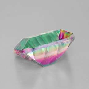 Quartz mystique Partie Supérieure Arc-en-Ciel naturelle Taille émeraude, 5.67 ct, VVS