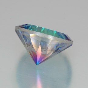 Quartz mystique multicolore naturelle coupe roude, 18,31 ct, VVS