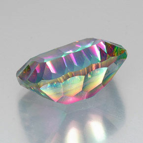 Quartz mystique Partie Supérieure Arc-en-Ciel naturelle Coupe coussin, 19.59 ct, VVS