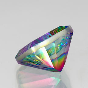 Quartz mystique Partie Supérieure Arc-en-Ciel naturelle Coupe coussin, 15.60 ct, VVS-VS
