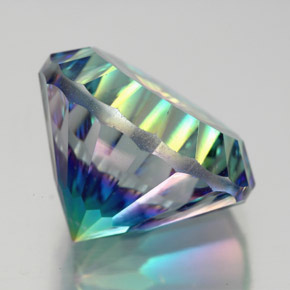 Quartz mystique Partie Supérieure Arc-en-Ciel naturelle Coupe roude, 10.47 ct, VS