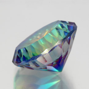 Quartz mystique Partie Supérieure Arc-en-Ciel naturelle Coupe roude, 8.78 ct, VVS-VS