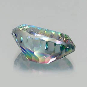 Quartz mystique Partie Supérieure Arc-en-Ciel naturelle Coupe ovale, 12.74 ct, VS
