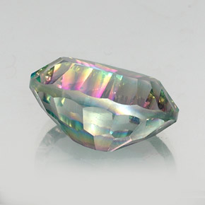 Quartz mystique Partie Supérieure Arc-en-Ciel naturelle Coupe ovale, 12.98 ct, VVS-VS