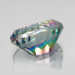 Quartz mystique Partie Supérieure Arc-en-Ciel naturelle Coupe ovale, 13.75 ct, VVS-VS