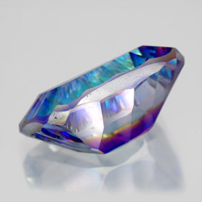 Quartz mystique Partie Supérieure Arc-en-Ciel naturelle Taille émeraude, 10.29 ct, VVS-VS