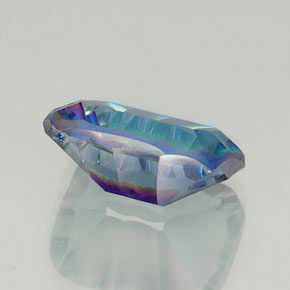 Quartz mystique Partie Supérieure Arc-en-Ciel naturelle Taille émeraude, 9.69 ct, VVS