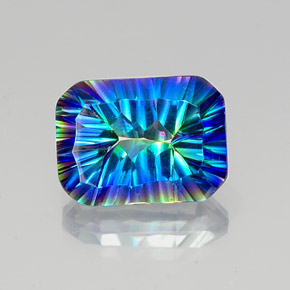 Quartz mystique Partie Supérieure Arc-en-Ciel naturelle Taille émeraude, 10.62 ct, VVS-VS