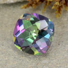 Quartz mystique multicolore naturelle coupe coussin, 2,05 ct, VS