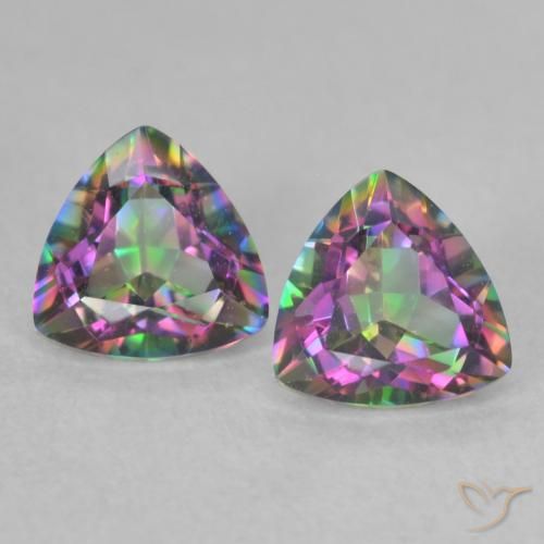 Achetez naturel 0.89ct Multicolore Quartz mystique gems, Trillion, En provenance Brésil chez GemSelect. En stock, livraison internationale!