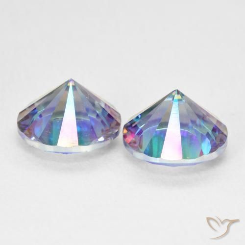 Shop natural 3.37ct Bleu multicolore Quartz mystique gems, Tour, from Brésil at GemSelect. In stock, global shipping!