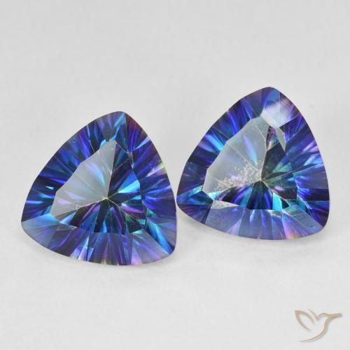 Achetez naturel 6.11ct Bleu multicolore Quartz mystique gems, Trillion, En provenance Brésil chez GemSelect. En stock, livraison internationale!