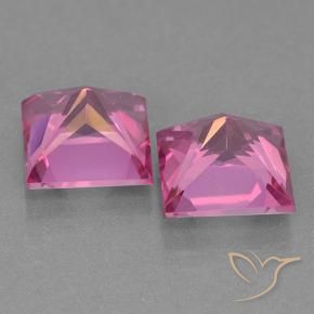 Shop natural 12.94ct Rose vif Topaze mystique gems, Carré, from Brésil at GemSelect. In stock, global shipping!