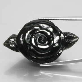 Néphrite noir naturelle forme fantaisie, 57,95 ct, opaque